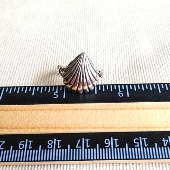 BALI LEGACY STERLING SILVER SCALLOP SHELL RING - Picture 6 of 8